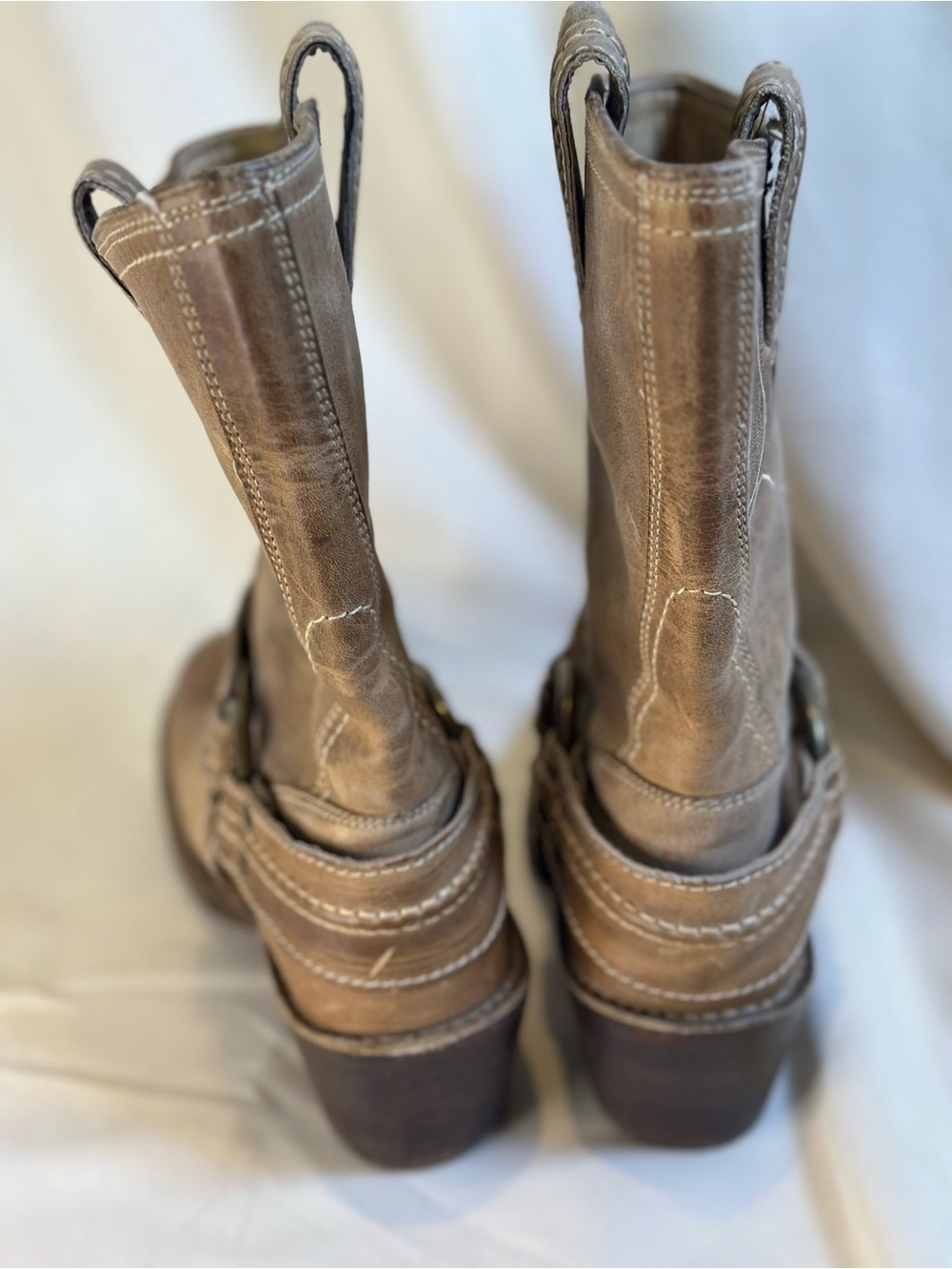 Frye Women's tan Carmen Leather Harness mid calf short Boots 6.5 - Picture 4 of 10